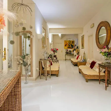 Gabbiano Hotel 2*