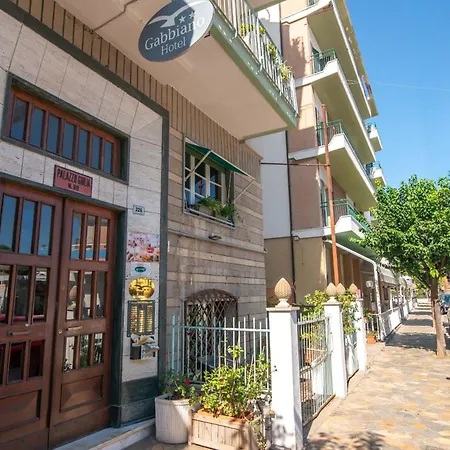 Hotel Gabbiano 2*
